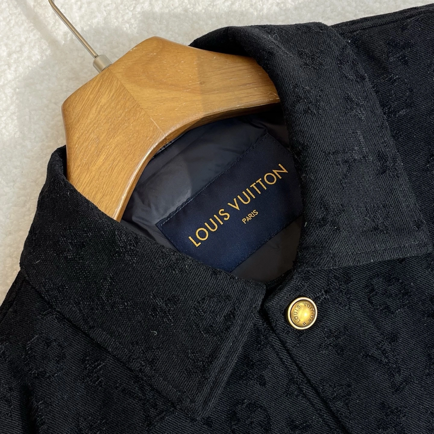 wg.luxury- 8V Down jacket goose down embroidery 2colour item:E-F501J2313-2H